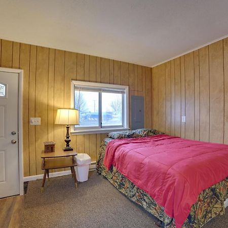 Cozy Houghton Lake Heights Cottage With Private Yard エクステリア 写真