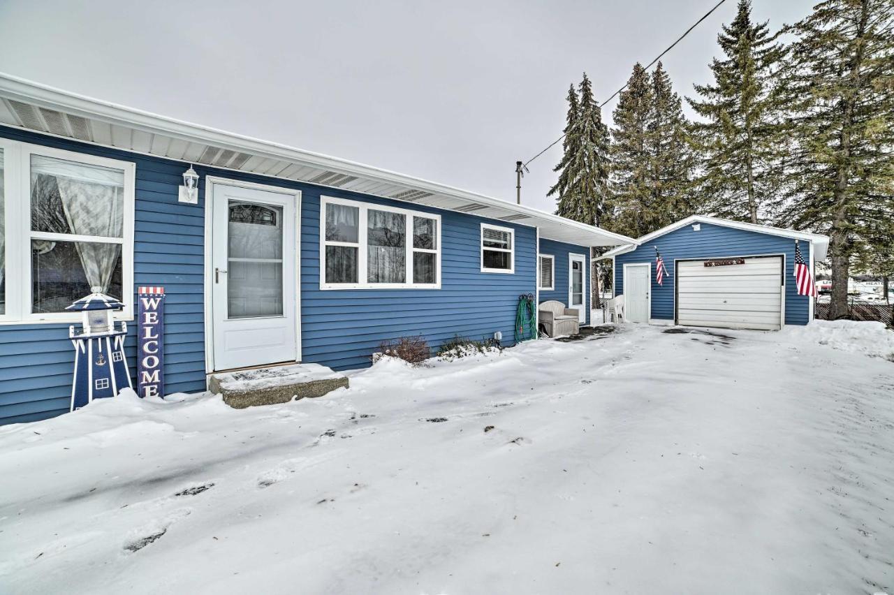 Cozy Houghton Lake Heights Cottage With Private Yard エクステリア 写真