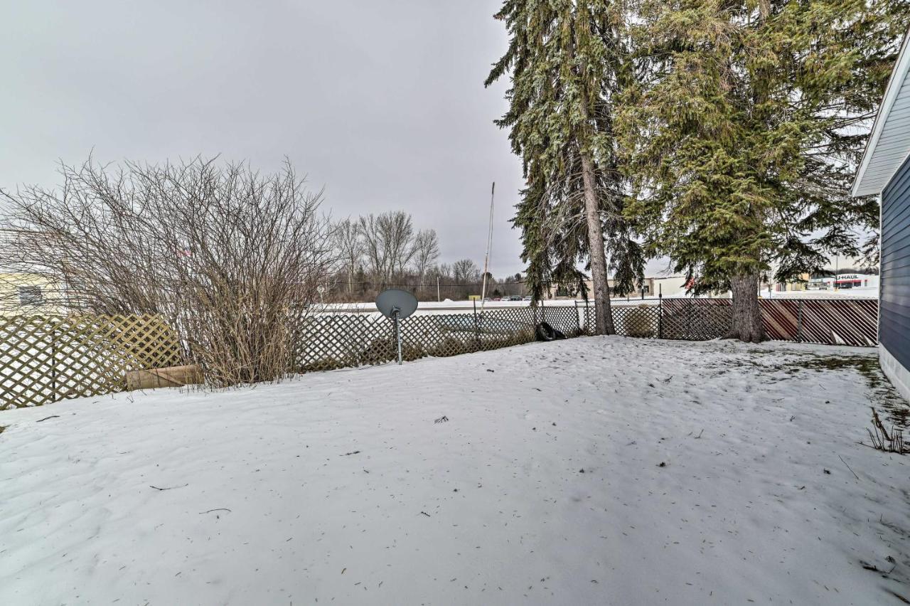 Cozy Houghton Lake Heights Cottage With Private Yard エクステリア 写真